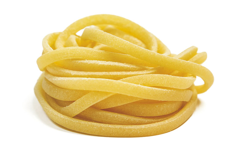 Scialatielli: fresh pasta, bronze drawn, typical Neapolitan. The best of Neapolitan cuisine